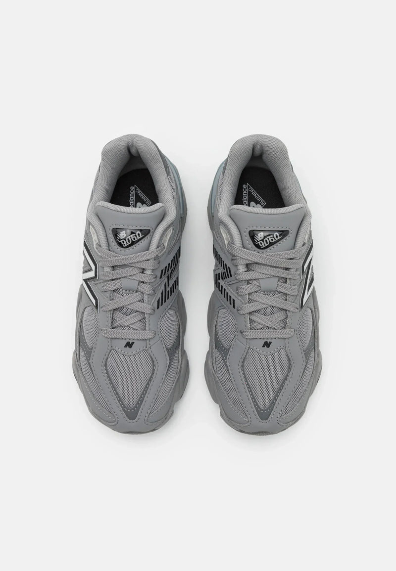 New Balance 9060 Gris – vue 3
