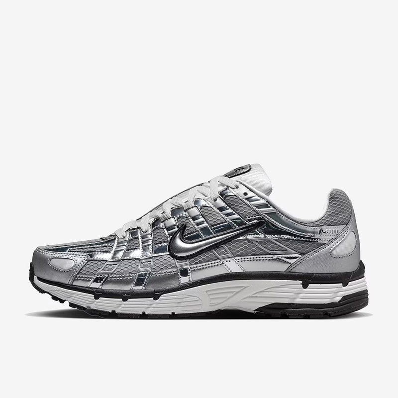 Nike P6000 Argenté – vue 1