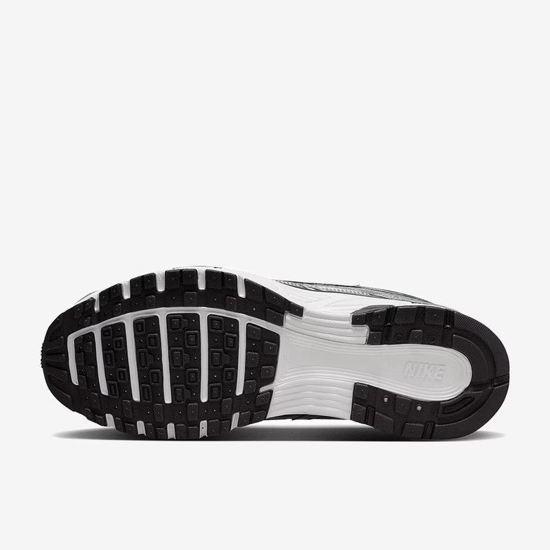 Nike P6000 Argenté – vue 4