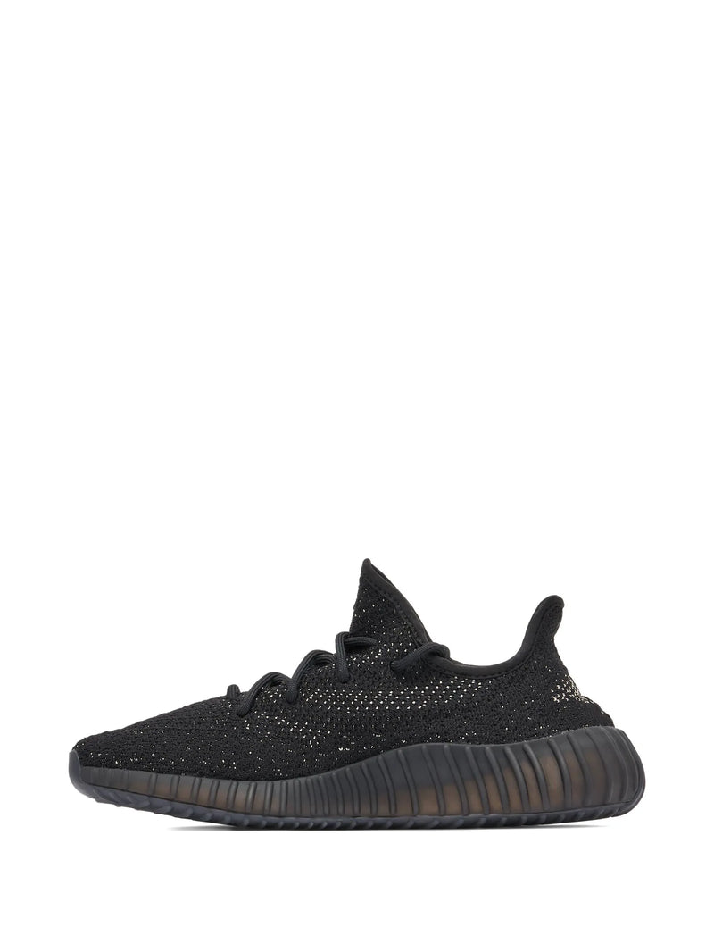 Yeezy Boost 350 V2 Oreo – vue 3
