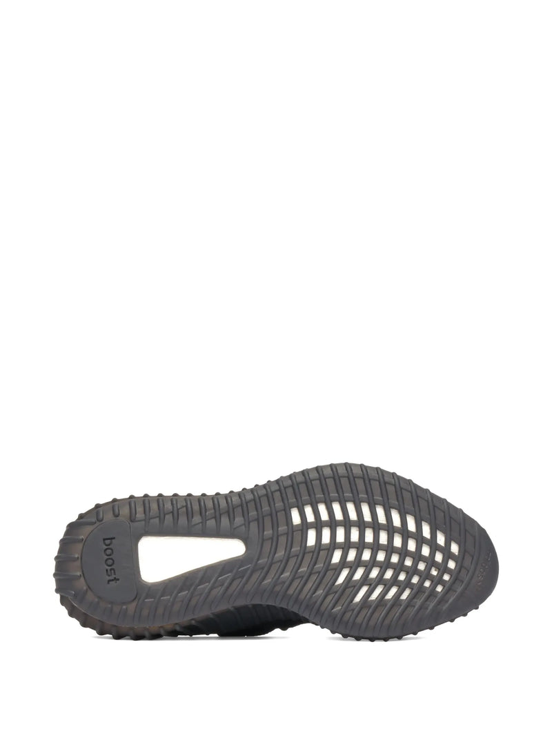 Yeezy Boost 350 V2 Oreo – vue 4
