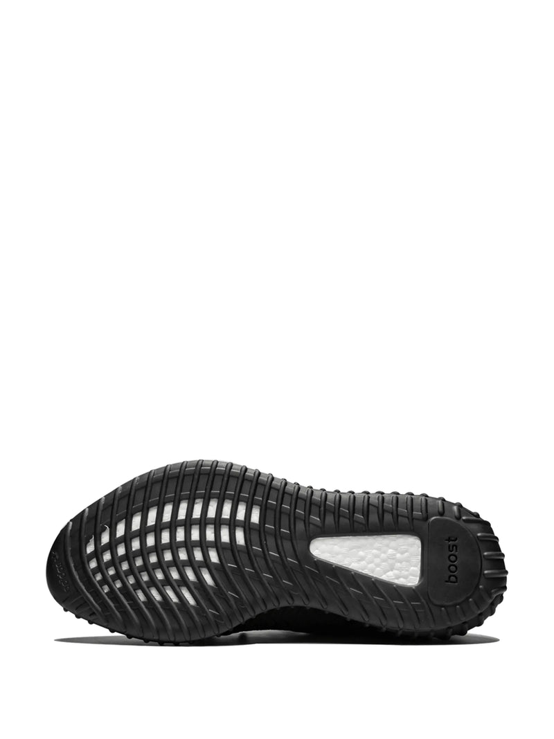 Yeezy Boost 350 V2 Noir Statique – vue 4