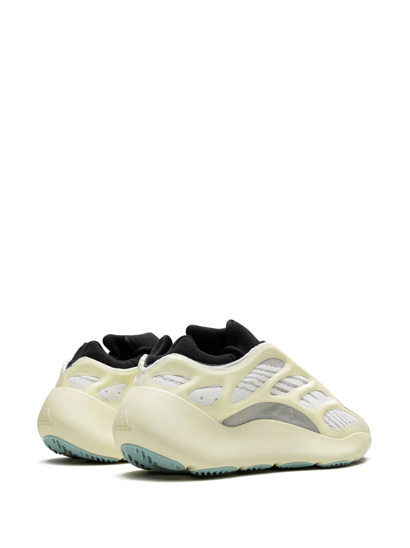 Yeezy Boost 700 V3 Azael – vue 3
