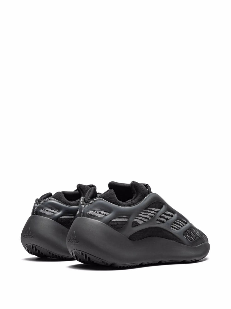 Yeezy 700 V3 Dark Glow – vue 3