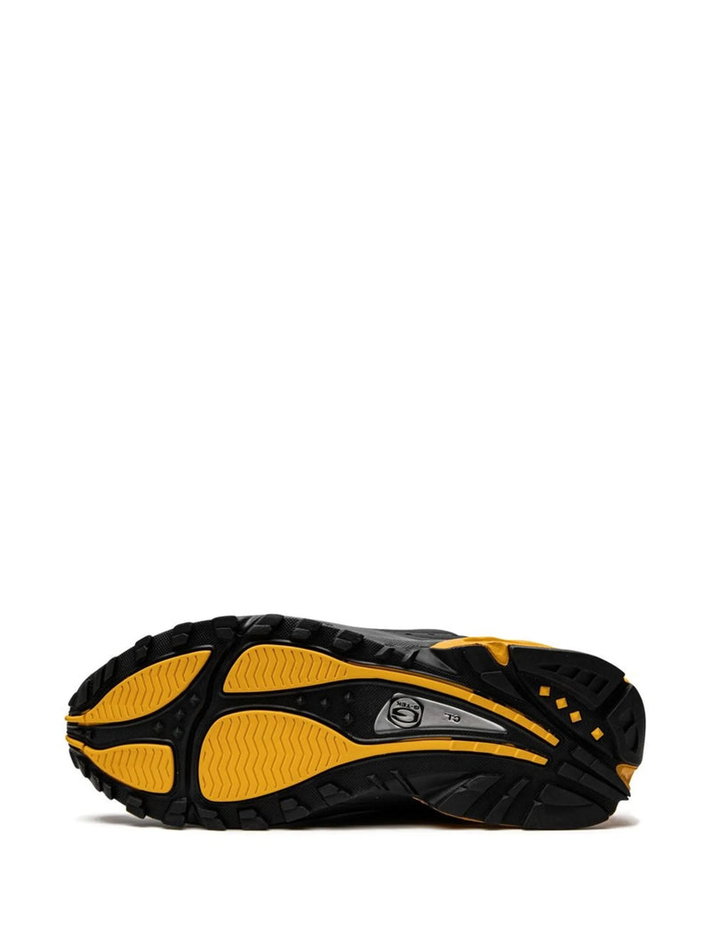 Nike X Nocta Air Terra Noir Et Jaune – vue 4