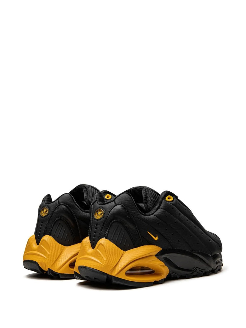 Nike X Nocta Air Terra Noir Et Jaune – vue 3