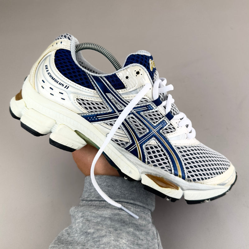 GEL Nimbus 16 — Crème / Marine / Doré
