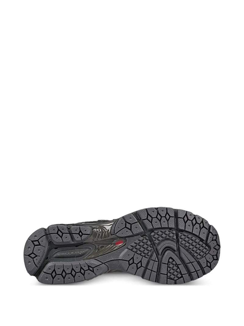 New Balance 1906 Noir Et Rouge – vue 4