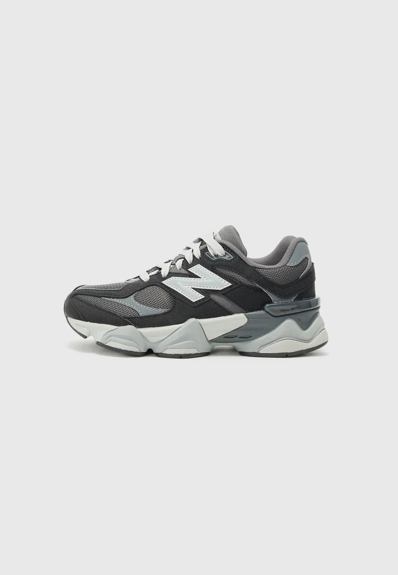 New Balance 9060 Gris Léger – vue 1
