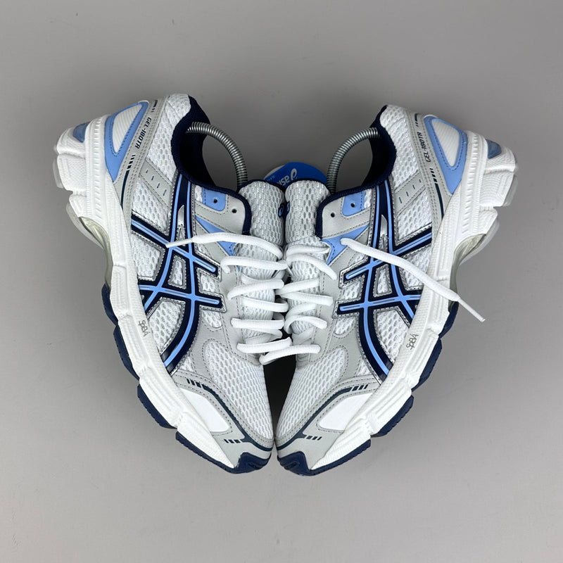 GEL Nimbus 16 — Blanc / Bleu ciel