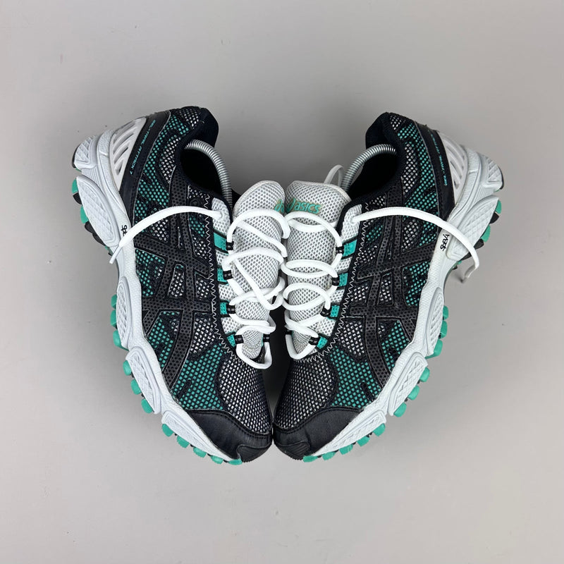 GEL Nimbus 16 — Noir / Vert jade / Blanc