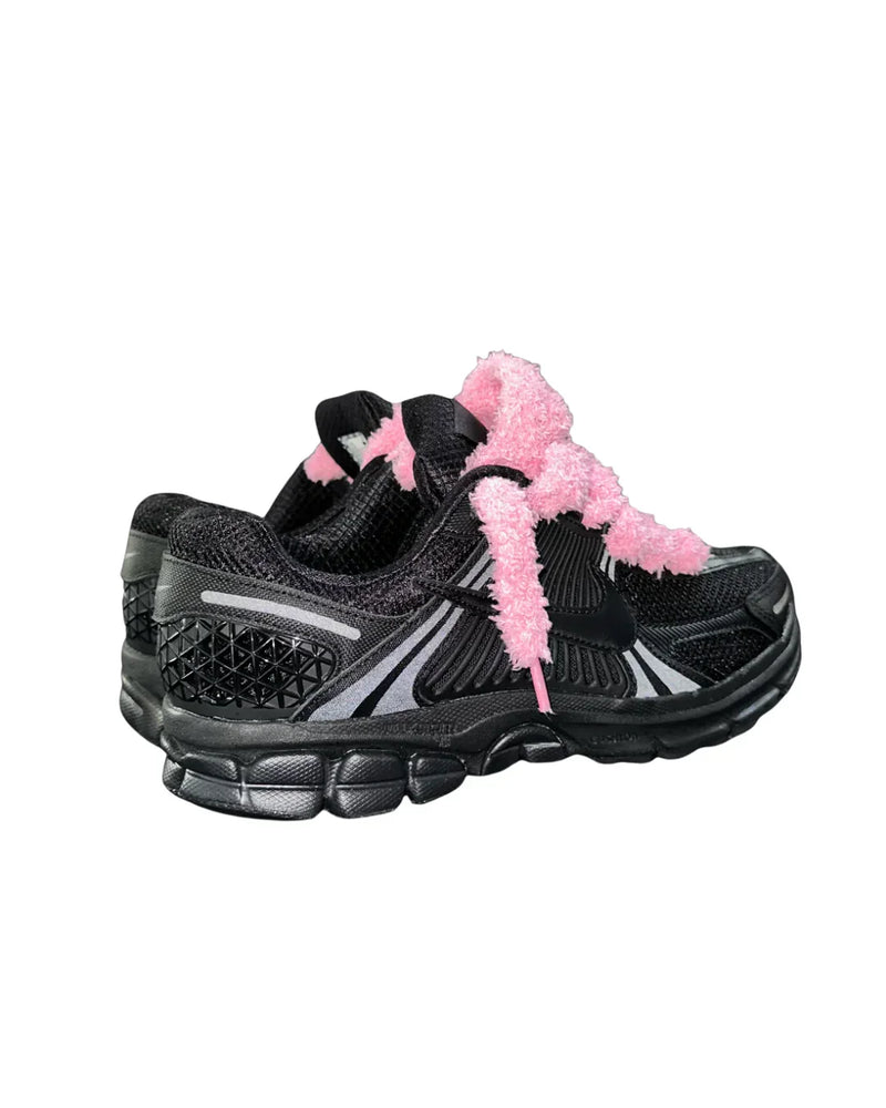 Nike Vomero Custom Noir Et Rose – vue 3