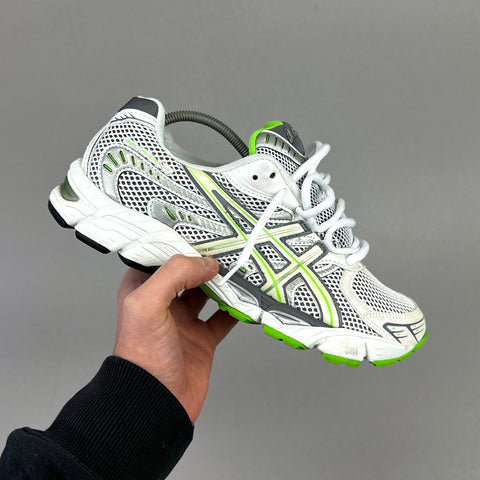 GEL Nimbus 16 — Blanc / Vert citron