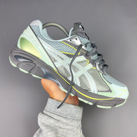 GEL Nimbus 16 — Gris / Vert menthe