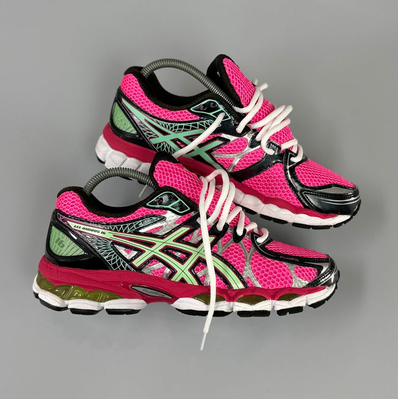 GEL Nimbus 16 — Rose fluo / Vert menthe