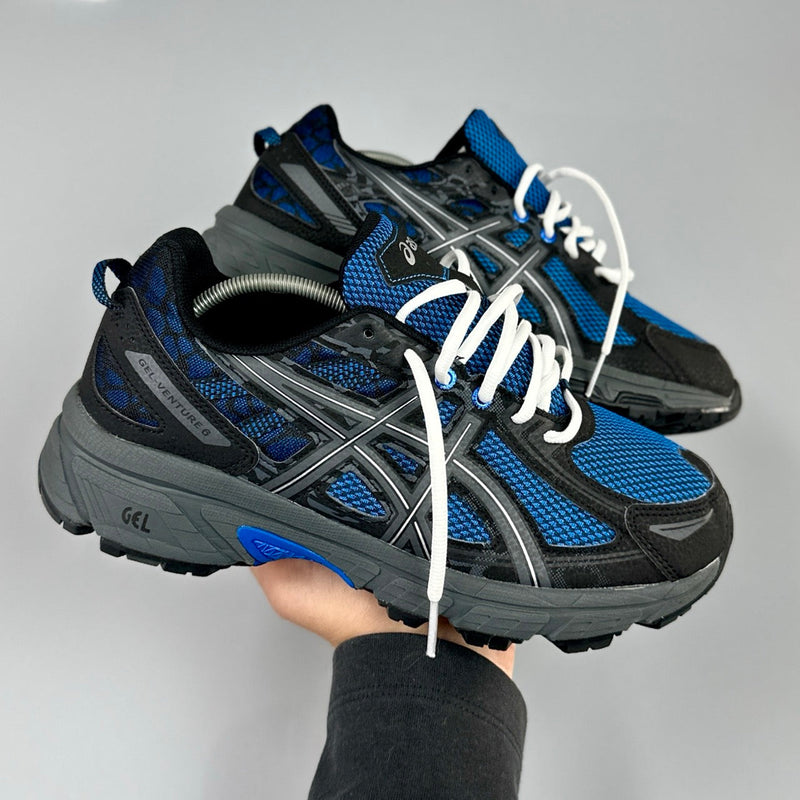 GEL Nimbus 16 — Bleu / Noir