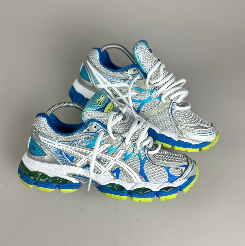 GEL Nimbus 16 — Blanc / Bleu / Jaune fluo