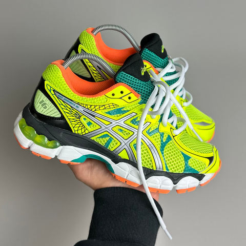 GEL Nimbus 16 — Jaune fluo / Turquoise