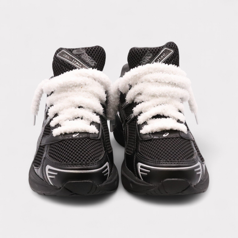 GEL-1130 Black Pure Silver - Fluffy Laces White – vue 3