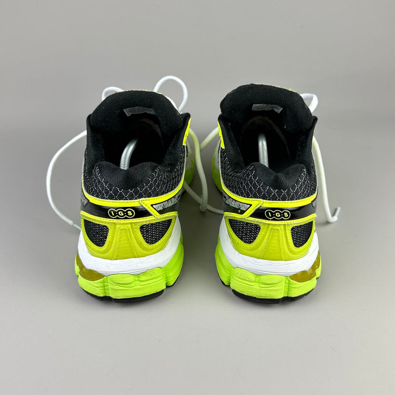 GEL Nimbus 16 — Noir / Jaune fluo / Argent