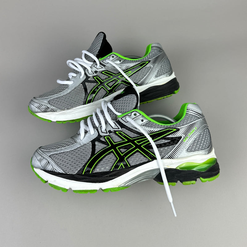 GEL Nimbus 16 — Argent / Noir