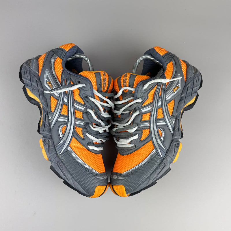GEL Nimbus 16 — Gris / Orange