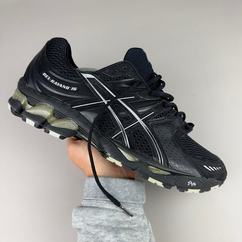 GEL Nimbus 16 — Noir / Kaki / Crème