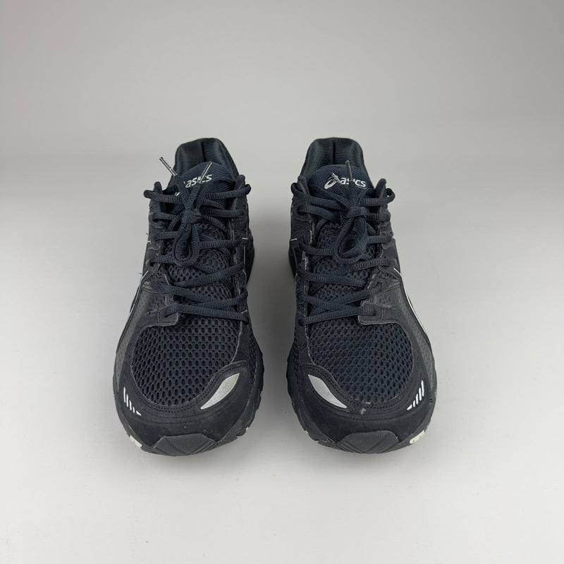 GEL Nimbus 16 — Noir / Kaki / Crème