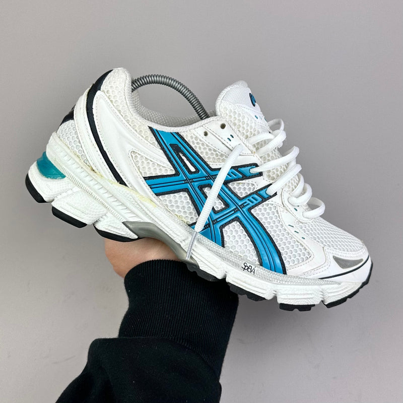GEL Nimbus 16 — Crème / Cyan / Noir