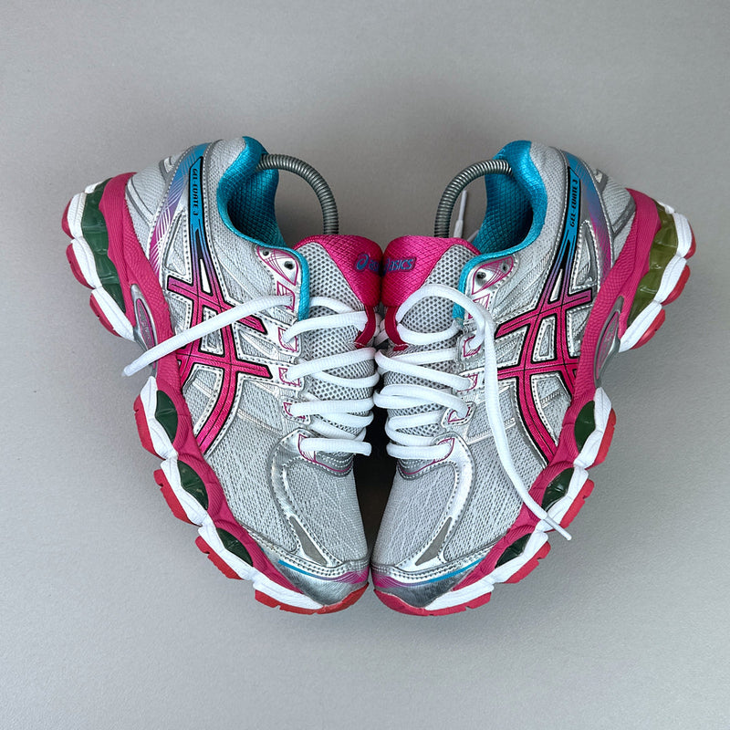 GEL Nimbus 16 — Argent / Rose fluo