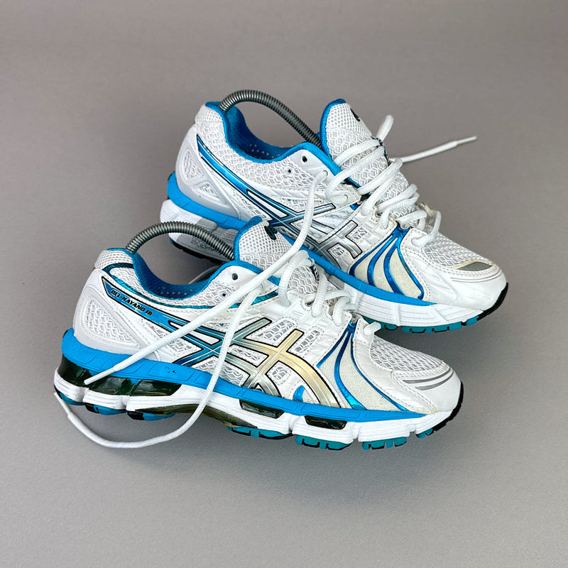 GEL Nimbus 16 — Blanc / Bleu ciel / Doré