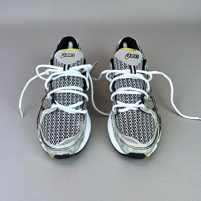 GEL Nimbus 16 — Blanc / Or