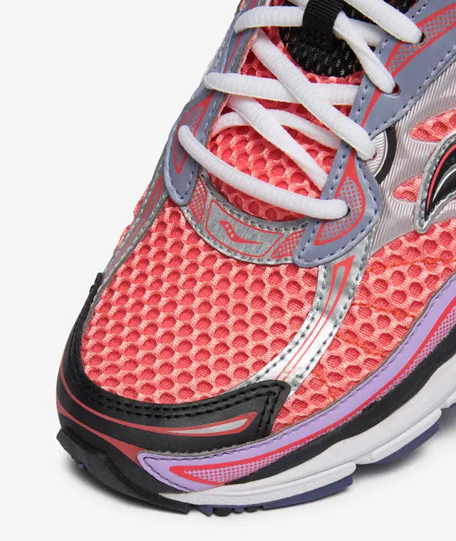 Saucony Progrid Omni 9 Rose – vue 3