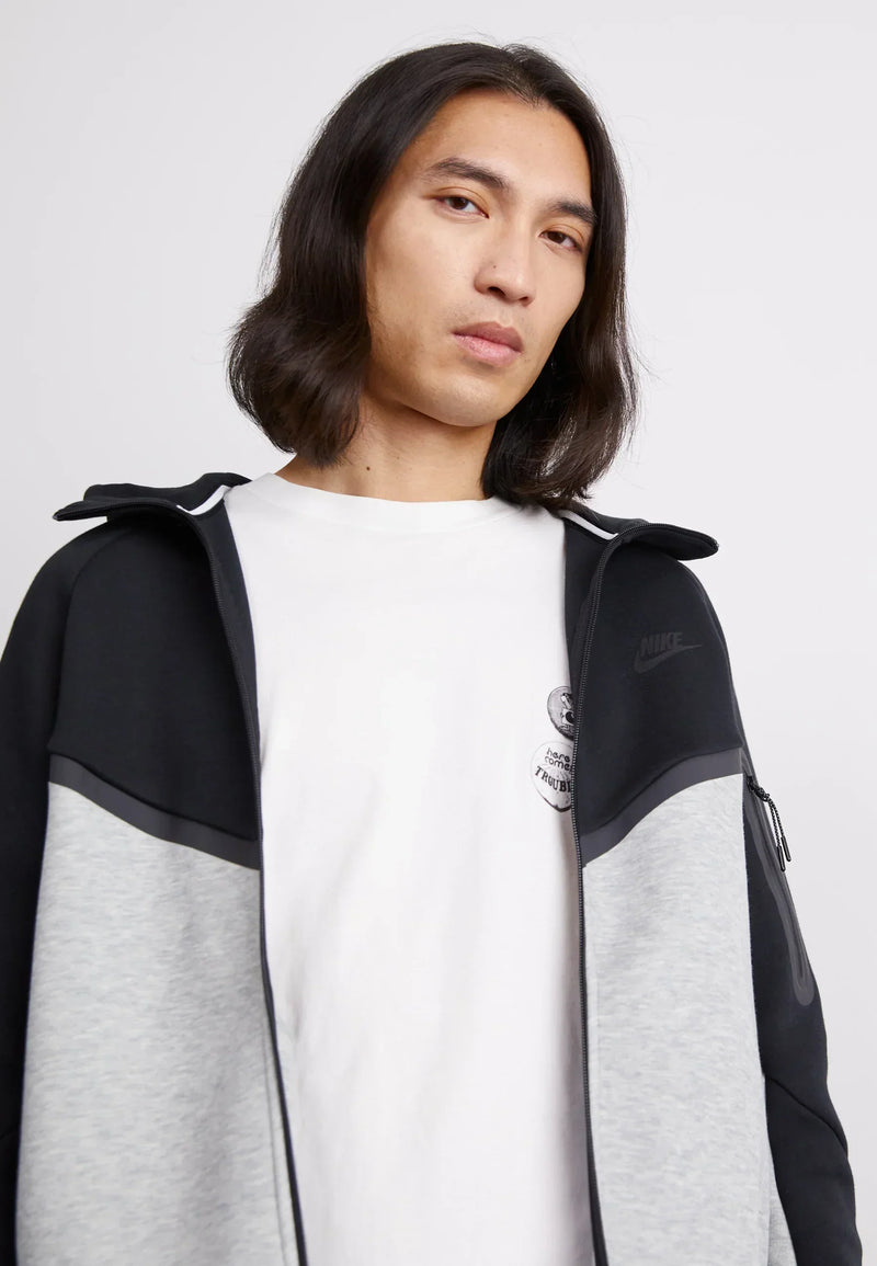 Nike Tech Fleece Zippé Noir Et Gris – vue 2