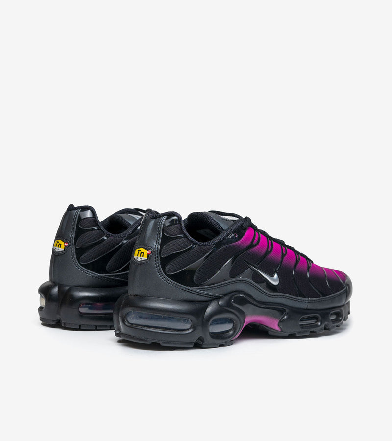Nike Air Max Plus Black Pink (2023) – vue 3