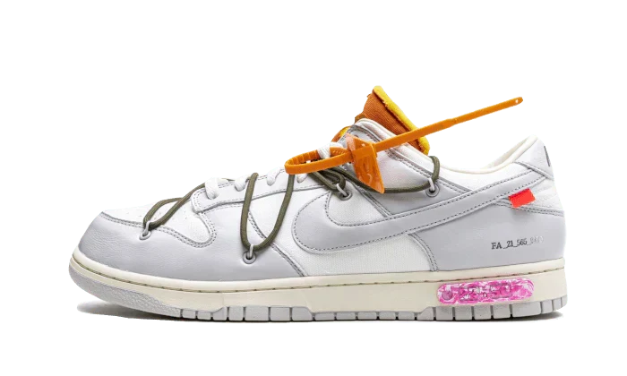 Nike® x Off-White® Dunk Low lot 22 – vue 1