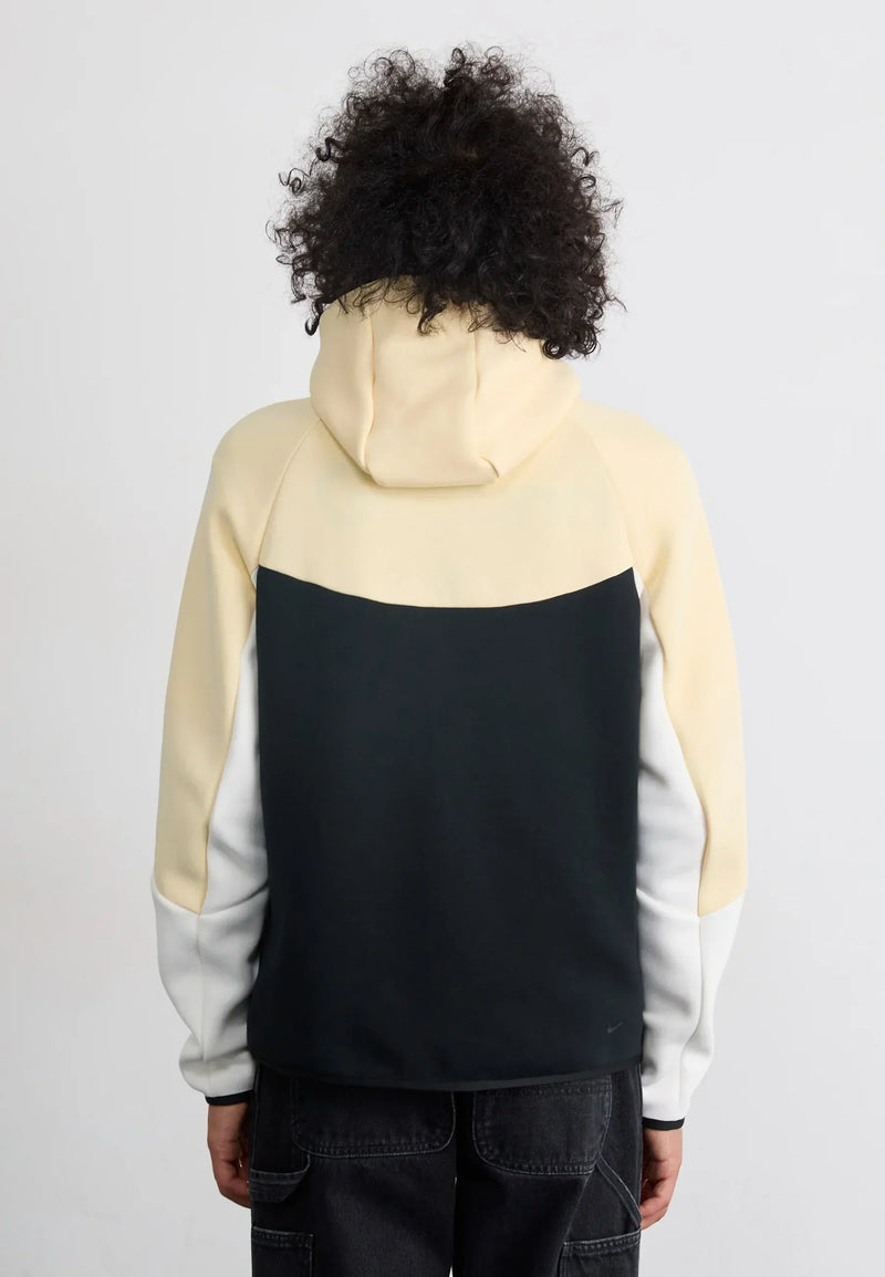 Nike Tech Fleece Zippé Beige – vue 4