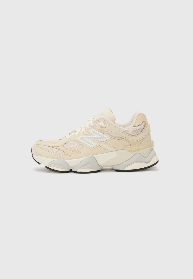 New Balance 9060 Beige – vue 1