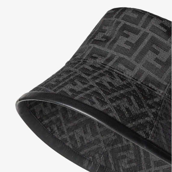Fendi Chapeau en nylon FF Noir – vue 2