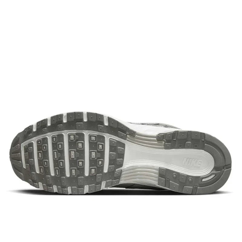 Nike P6000 Gris Clair – vue 4