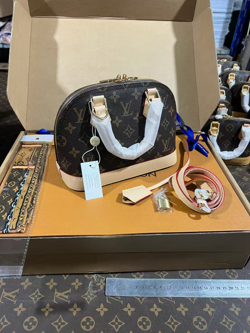 LV - Sac Alma BB NO – vue 4